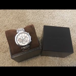 🔴SOLD🔴 Michael Kors Watch